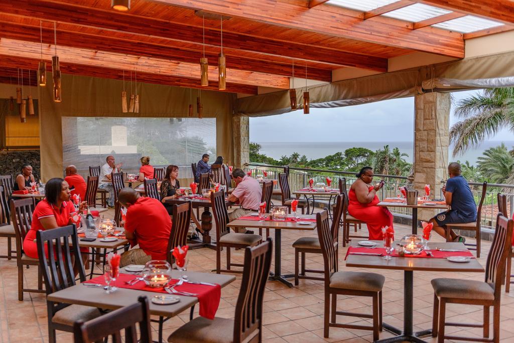 Umthunzi Hotel And Conference Umtentweni Ngoại thất bức ảnh