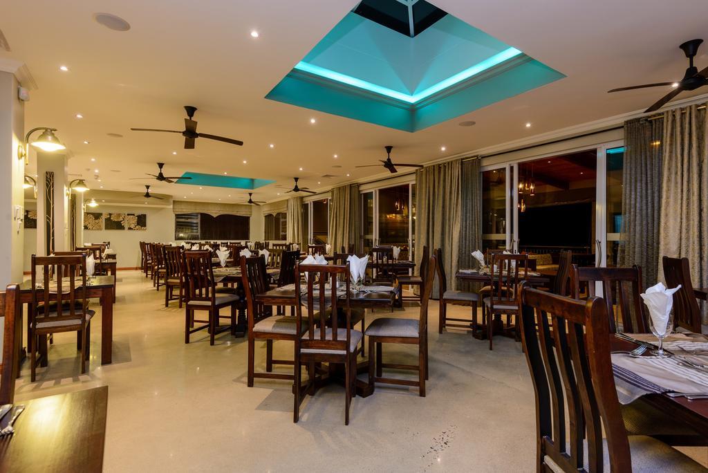 Umthunzi Hotel And Conference Umtentweni Ngoại thất bức ảnh