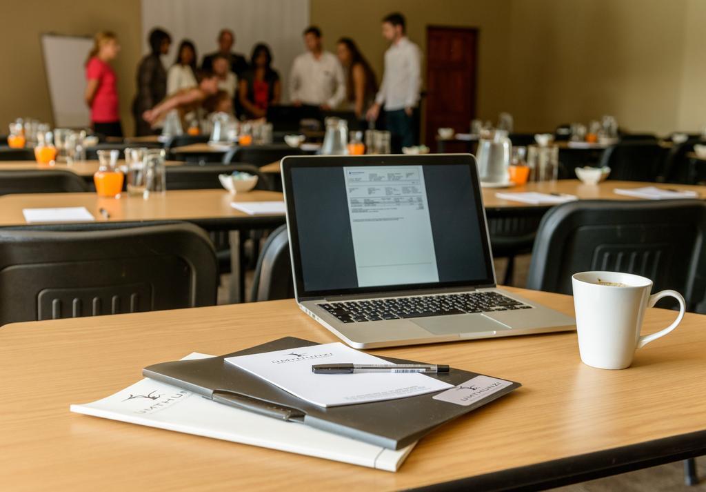 Umthunzi Hotel And Conference Umtentweni Ngoại thất bức ảnh