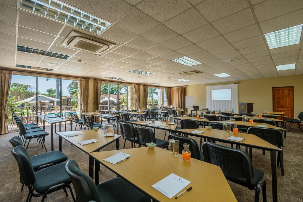 Umthunzi Hotel And Conference Umtentweni Ngoại thất bức ảnh